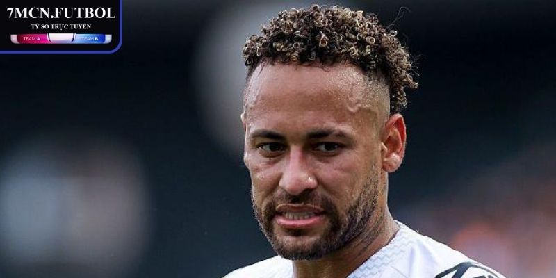 Cầu thủ đẹp trai nhất thế giới tạo sức hút